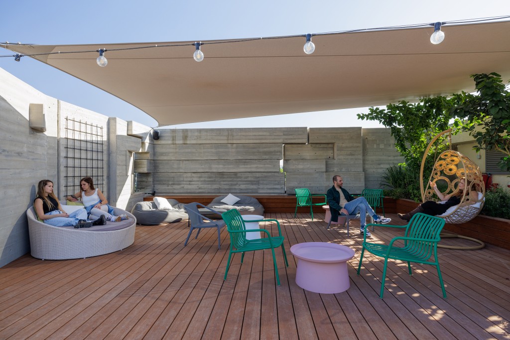 גג משרד הייטק מעוצב