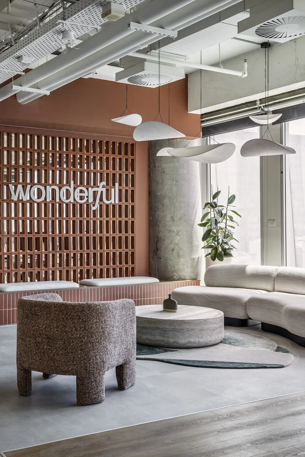 wonderful-office-lounge-design-hagai-nagar